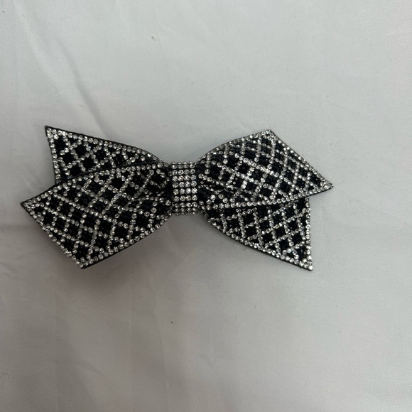 Black and Silver Bow Hair Clip - Picture 2 of 5